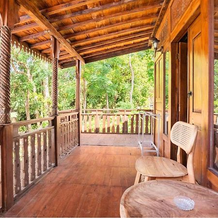 Pondok Chesia Homestay Чангу Экстерьер фото