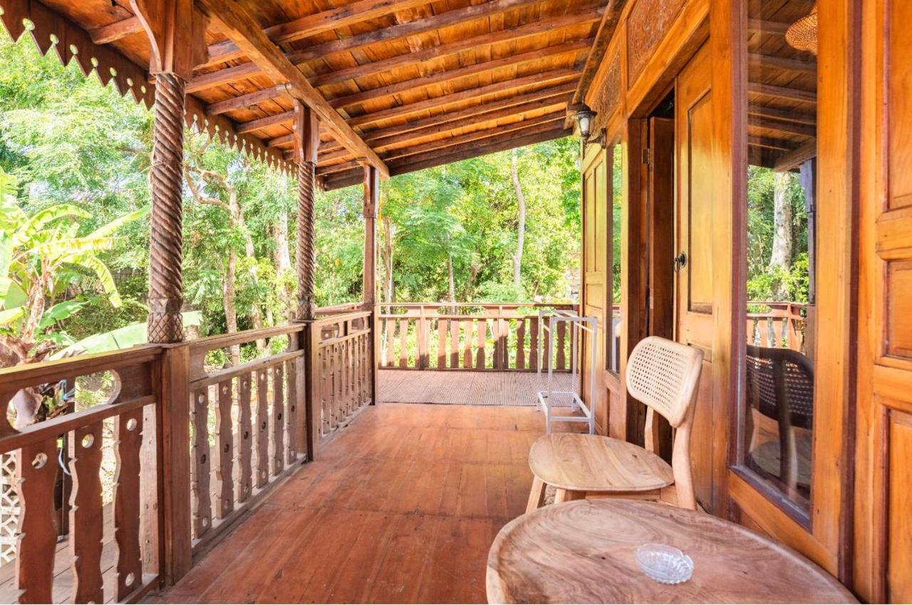Pondok Chesia Homestay Чангу Экстерьер фото